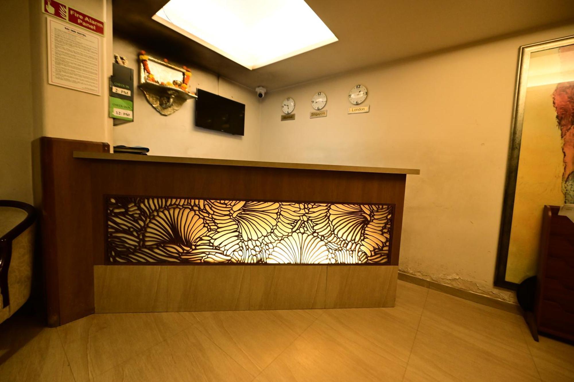 Hotel Sai Inn Мумбаи Экстерьер фото